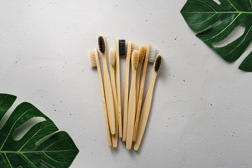 Cepillo bambu